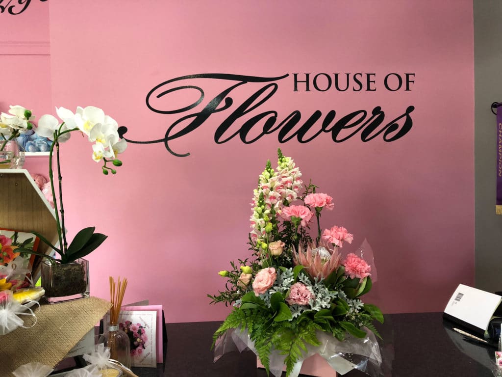 Read more about the article Flower Arrangements For Any Occasion
