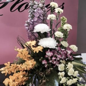 Florists Choice – Arrangement